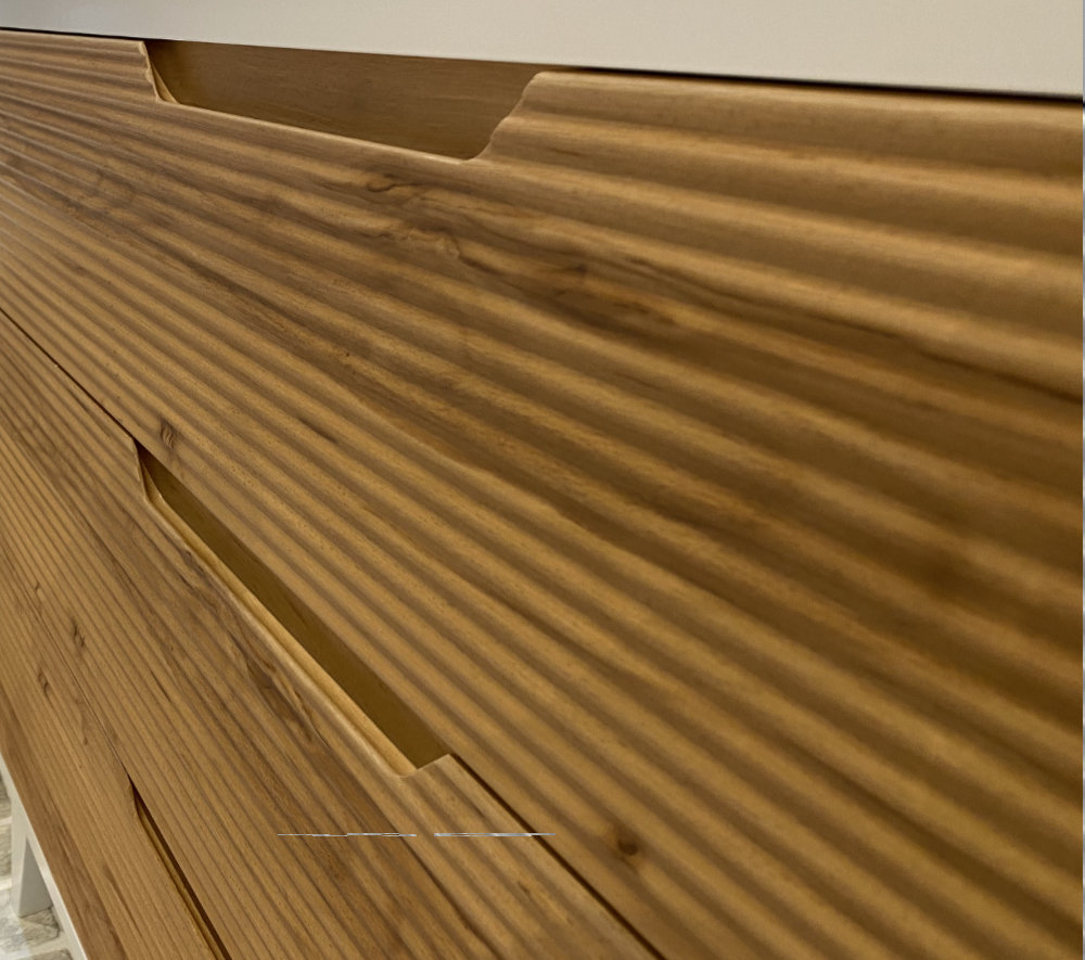 Caravaggio Deluxe Dresser (Aug. 2023)