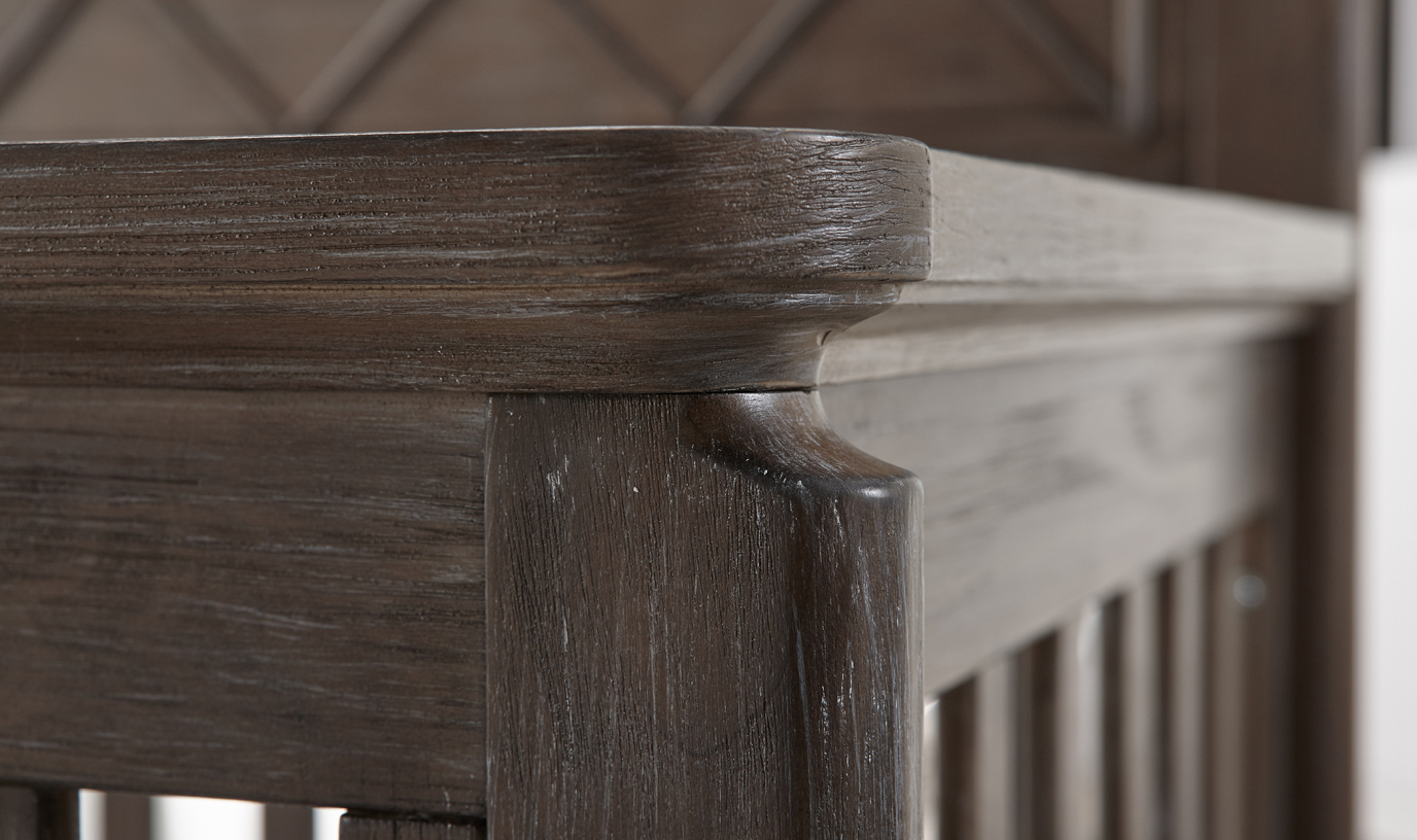 The <b>Siracusa</b> Collection, another example of elegance and refined taste.